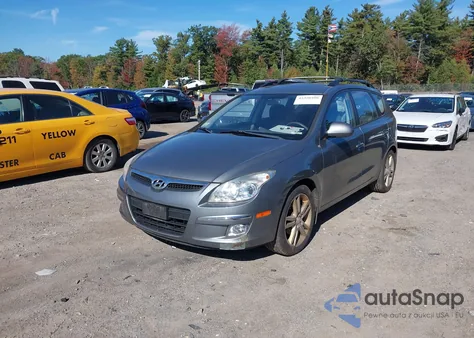 2010 Hyundai Elantra Touring Se z USA, uszkodzony, nr VIN KMHDC8AE1AU079797